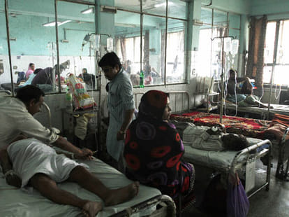 breaking record number of dengue patients, four more deaths in 24 hours