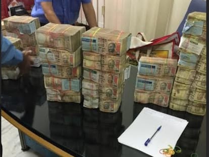 IAS officer caught on bribe case in rajasthan