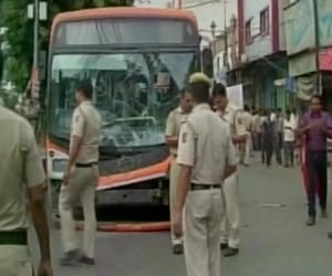 break fail of a dtc bus in chandni chauk, three dead