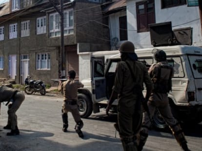 protest start again in anantnaag