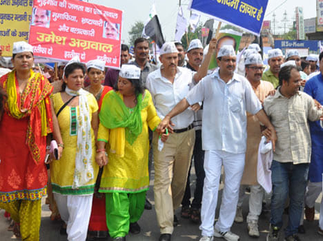 BJP legislator accused of rape, AAP opened the front
