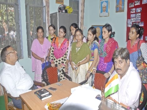 female conditates showed their anger on counselling 