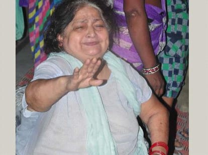 physiotherapist was resort of bedridden mother and 3 sisters, commit suicide 