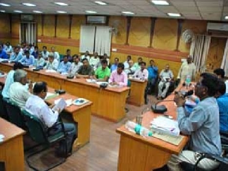 District panchayat member candidates will be able to spend one and a half million