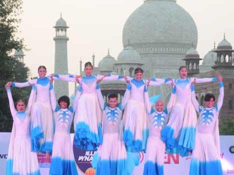 rules broken near tajmahal in presence of akhilesh