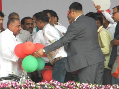 SP supremo promises for jobs in Police in UP.