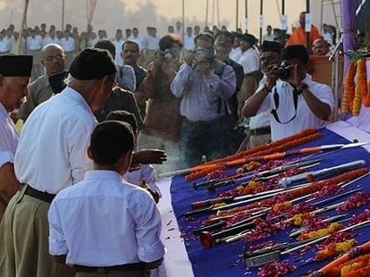 veer savarkar and his book hindutva