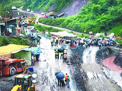 Nine days: bilaspur tunnel incident, both labourer saved.