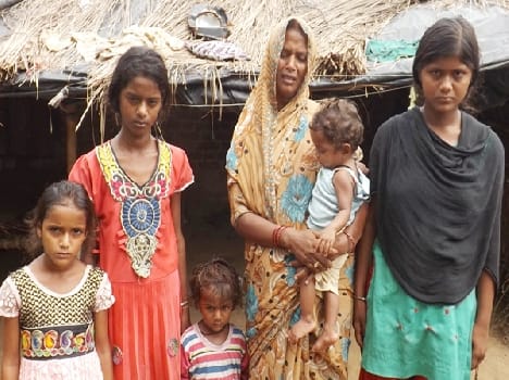 The death of innocent women fell in fights laps Chitkkr