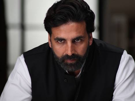 Akshay kumar is talking about hindi language