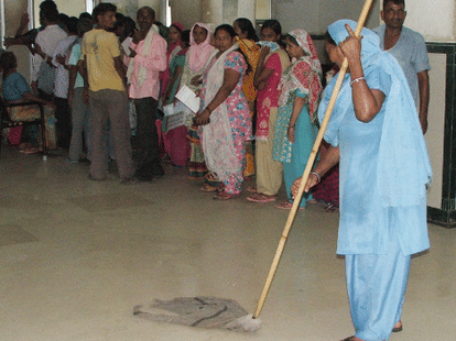 The Minister made a reprimand doctors, orthopedic surgeons suspended.