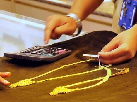 excise department caught 500 crore illegal business of gold.