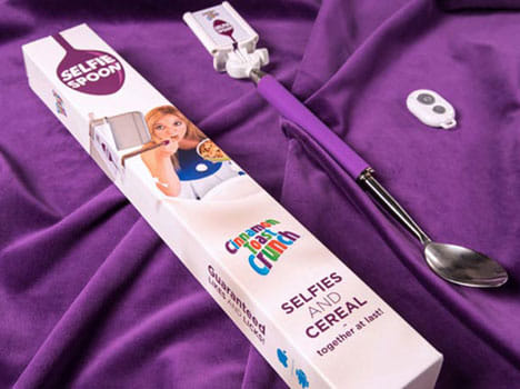 For the selfie obsessed, a spoon to shoot while you eat
