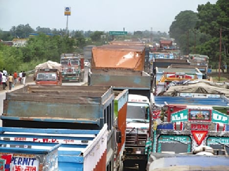 Public hectic from Mud, water logging and jams 