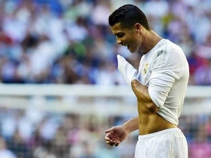 Cristiano Ronaldo crossed 500 career goals
