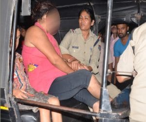drunk woman high voltage drama in dehradun.