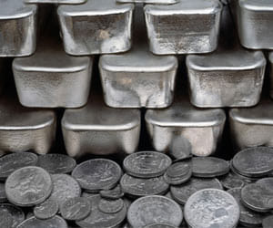 Businessmen kidnapped looted 100 kg silver