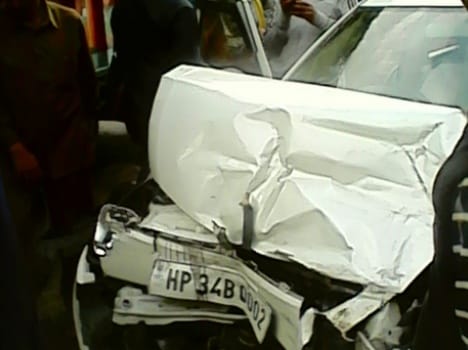 Kullu sp padam singh injured in road accident.