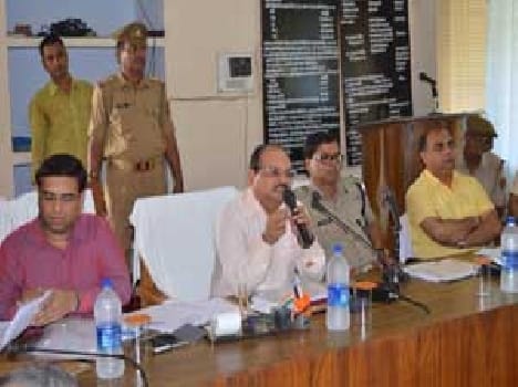 Peace committee meeting officials