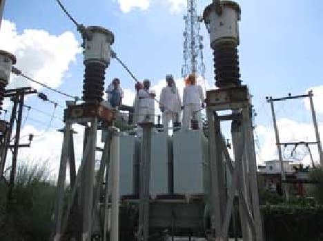 five rural climbed on Transformer 