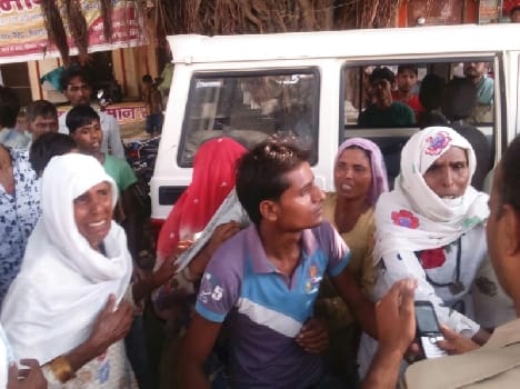 attack on police in mathura