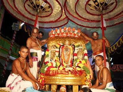 Tirumala to train dalits, make them priests
