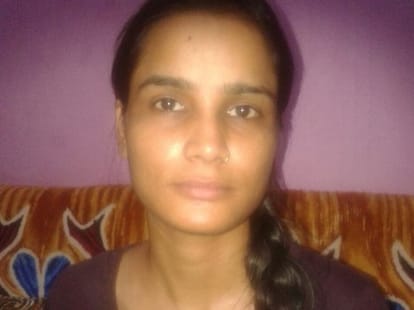 lucknow teacher's brave fight with chain snatchers