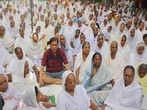 yoga camp for widows in vrindavan