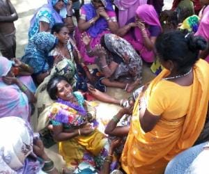 A girl child died in an accident in Mohanlalganj.