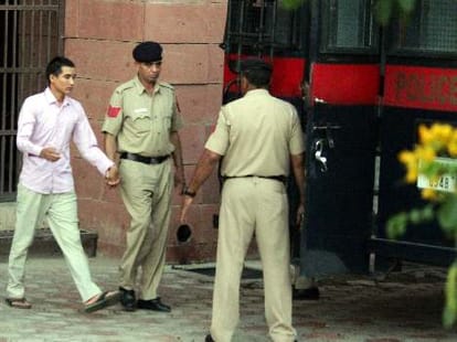 4 undertrials escaped from court jail in chandigarh