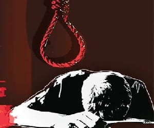 man commit suicide due to threatening of daughter in law