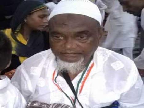 Maqbool also died in Mecca
