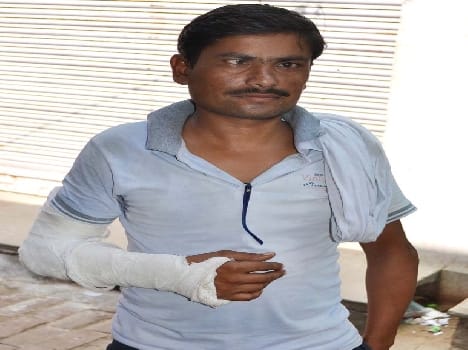a guy was betten, injured 