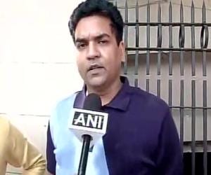 Not paid salaries to be indicative of a larger scam
