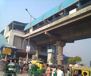 Metro passengers will get relief with scuffles