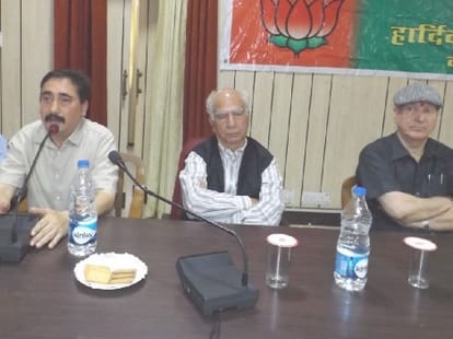 shanta reveals that brahmins were also wants revolution like patel.