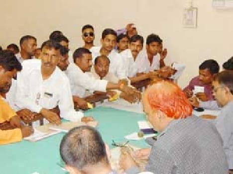 318 candidates acquired form