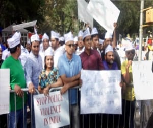 people protest against pm modi in un