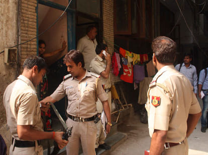 Men and women fell from the fourth floor in suspicious condition.