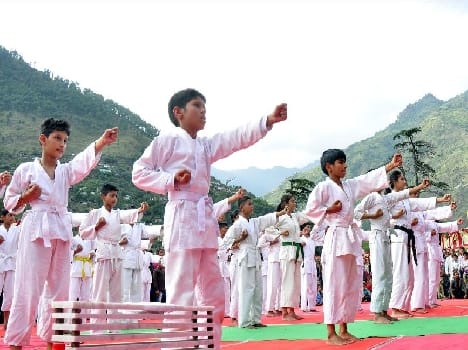 Balkrishan and Menka winner in mairathan