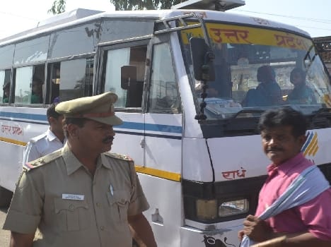 roadways and private bus conducters beat to each other
