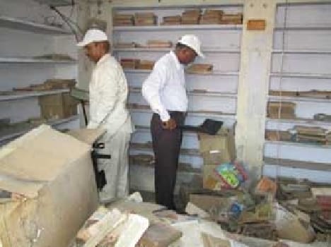 two bombs found in library