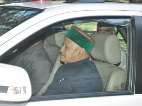 Delhi high court da case against cm virbhadra singh.