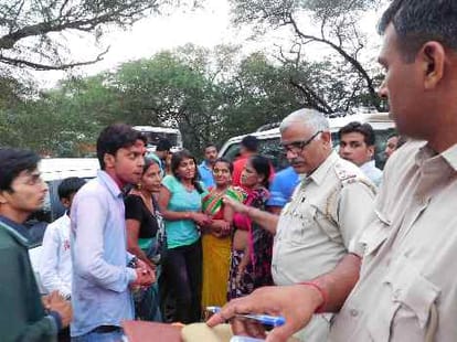 video: 3 young man drowned in canal during ganesh immersion