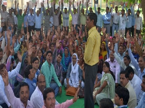 state govt. is avoid to teachers