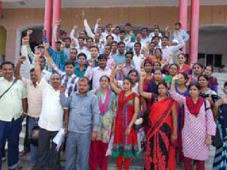 Honorarium payment for outstanding performance