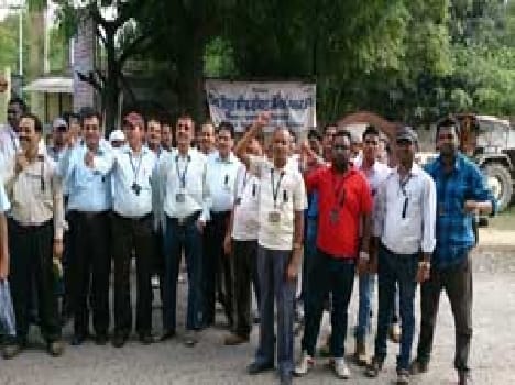 Engineers raised the voice of authority