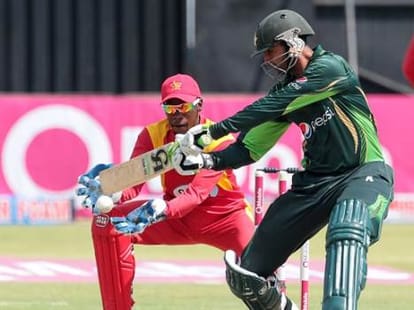 Shoaib Malik Called for Pak test squad Against England