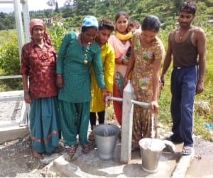 public brings drinking water for village.