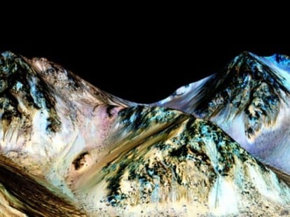 nasa scientists find evidence of flowing water on mars